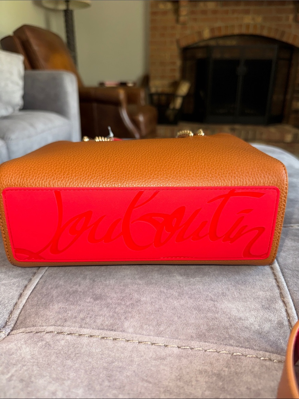 New Christian Louboutin mini cabata - Picture 3 of 6
